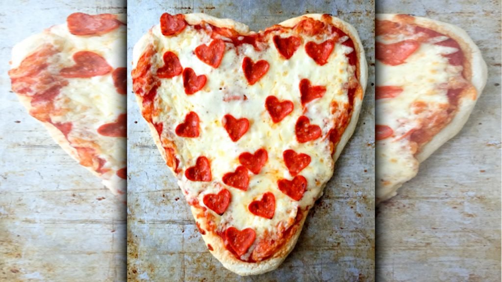 valentine day pizza