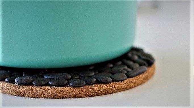 black pebble trivets